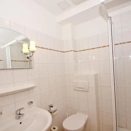 Strandnah, Strandnah, Gratis Nutzung Vom Ahoi Erlebnisbad Und Sauna In Sellin - Strandresidenz Brandenburg 22 Lejlighed Goehren (Ruegen)