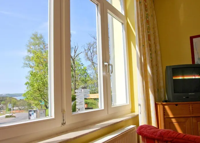 Strandnah, Strandnah, Gratis Nutzung Vom Ahoi Erlebnisbad Und Sauna In Sellin - Strandresidenz Brandenburg 22 *